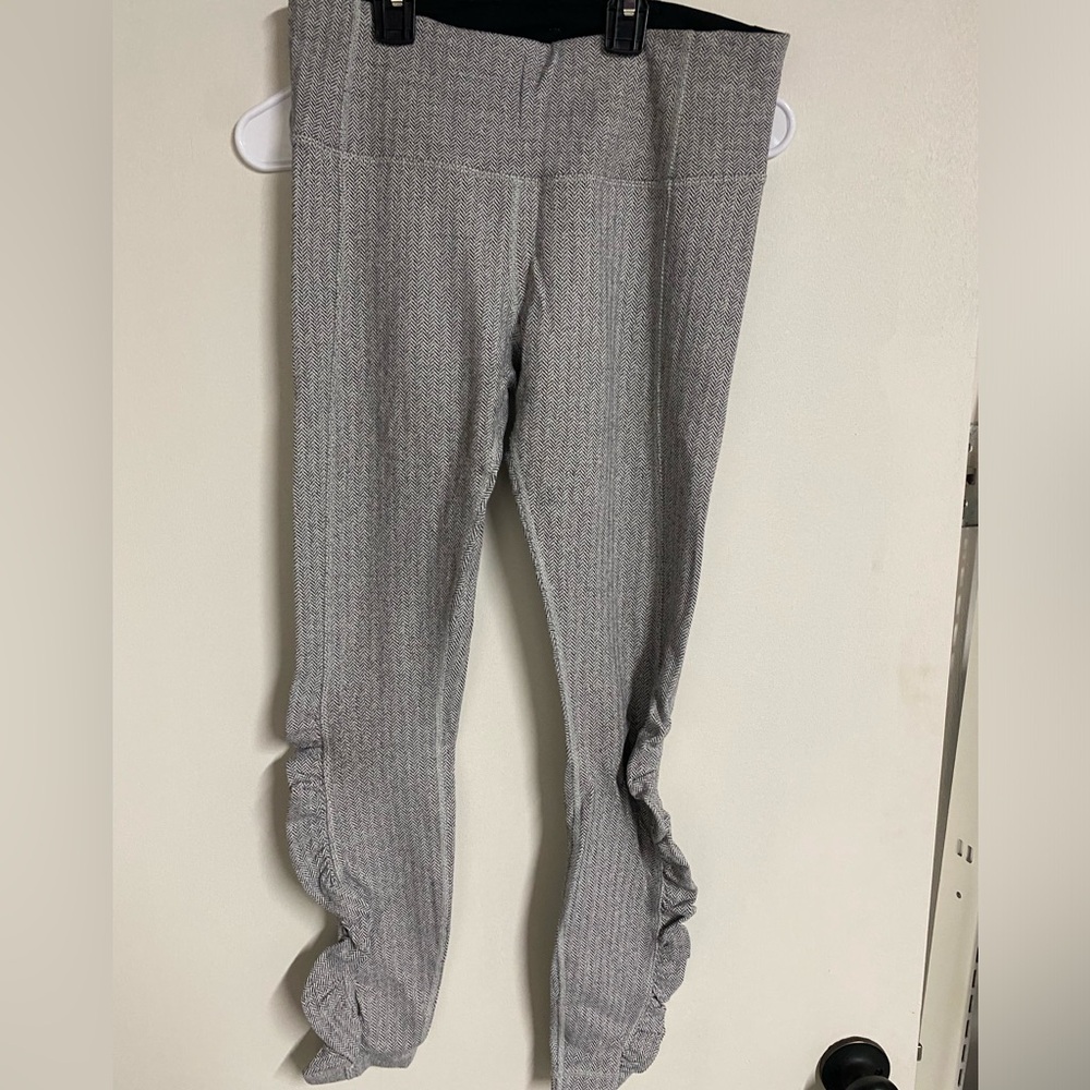 Lululemon Herringbone Pattern Long Pants Leggings… - image 4